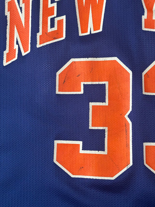 Knicks Patrick Ewing Jersey size 40/M