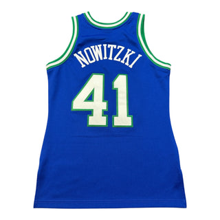 M&N Authentic Mavericks Dirk Nowitzki Jersey size 36/Small