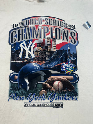 1998 Yankees World Series Champions Tshirt size XL (Fits 2X)