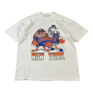 90s Knicks Looney Tunes Tshirt size XL (nj)