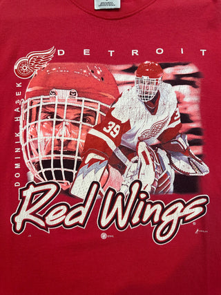 Red Wings Dominick Hasek Tshirt size L