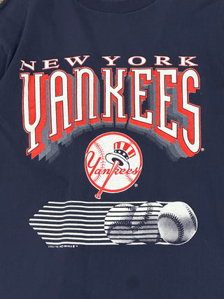 New York Yankees FastBall Tshirt Sz L