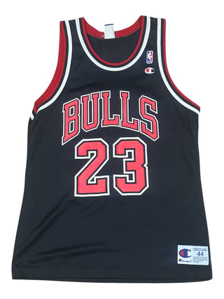 90s Bulls Michael Jordan Jersey size 44/L (P)