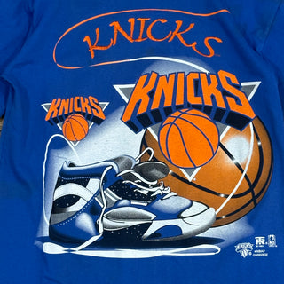 90s Knicks Team Rated Tshirt size Large (1068)