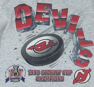 New Jersey Devils Slapshot Tshirt Sz XXL