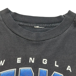 Patriots Break Through Tshirt size L