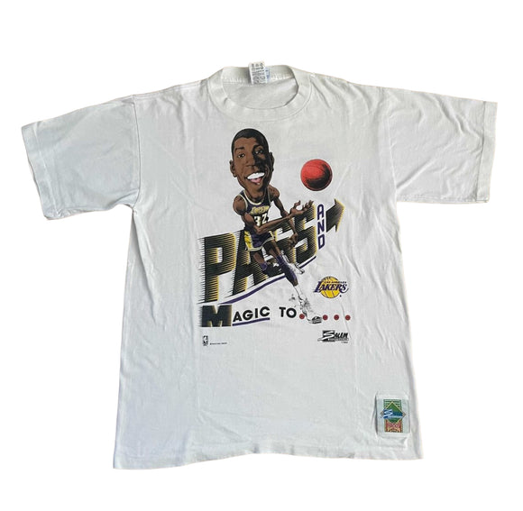 Lakers Pass & Smash Tshirt size L LP