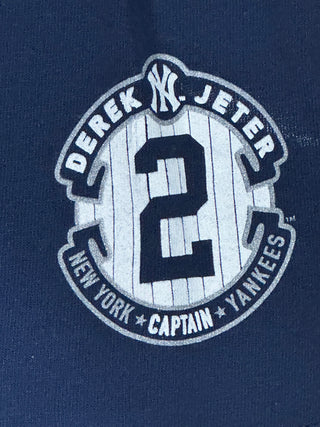 New York Yankees Derek Jeter Gold Logo Tshirt Sz XL