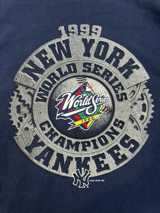1999 Yankees World Series Champions Tshirt size Large