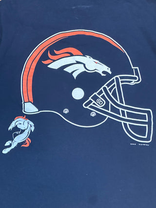 Denver Broncos Spellout Helmet Logo Tshirt Sz M (NJ)