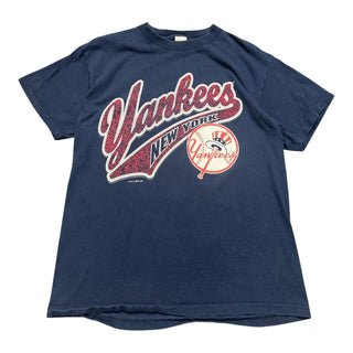1998 Yankees Script Tshirt size L