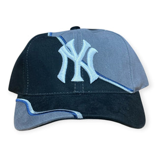 Yankees Swirl Velcroback Hat