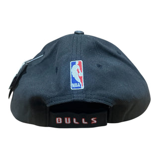 Bulls Velcroback Hat