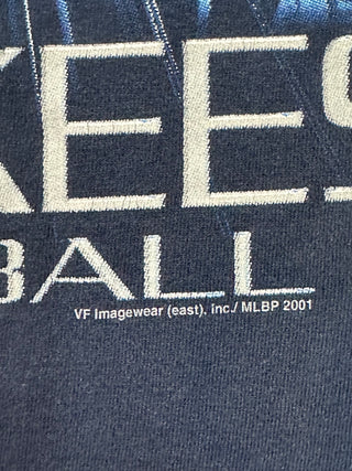 2001 Yankees Skyline Tshirt size XL