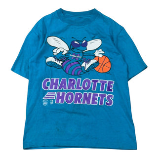 Charlotte Hornets Big Logo Tshirt Sz M