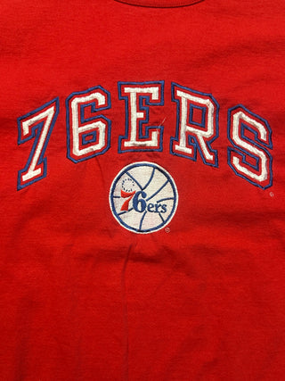 90s 76ers Embroidery Tshirt size L