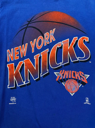 90s Knicks Nutmeg Mills Tshirt size L