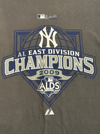 2009 Yankees Champions Tshirt size 2X