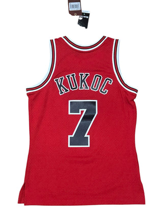 Swingman Tony Kukoc Bulls Jersey size Small (T)